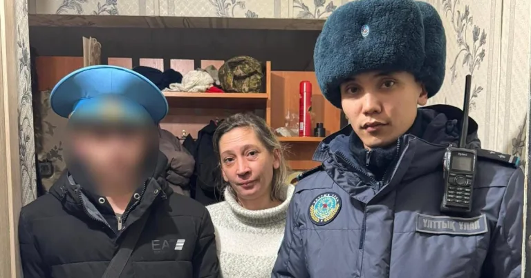 Өскеменде ұландықтар адасқан баланы анасына табыстады