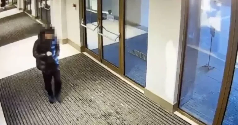 Астана мешітінен бренд күртені ұрлап кеткен адам ұсталды