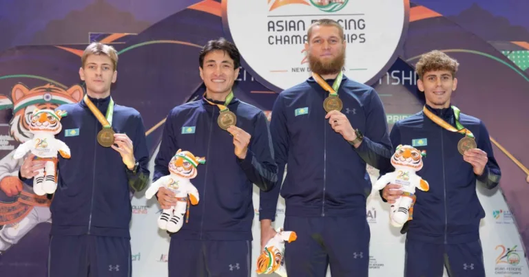 Қазақстандық семсерлесушілер Азия чемпионатында Олимпиада чемпиондарын жеңіп, алтын медаль иеленді